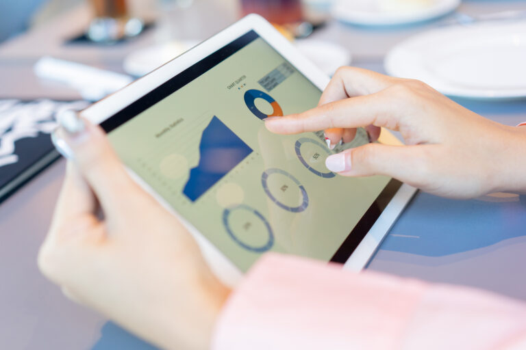 businesswoman-accountant-using-hand-planning-strategy-profit-office-workplace